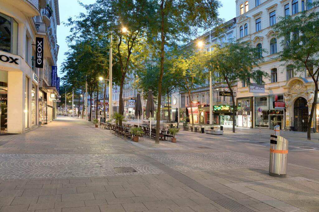 Vienna, Mariahilfer Str., Pedestrian zone