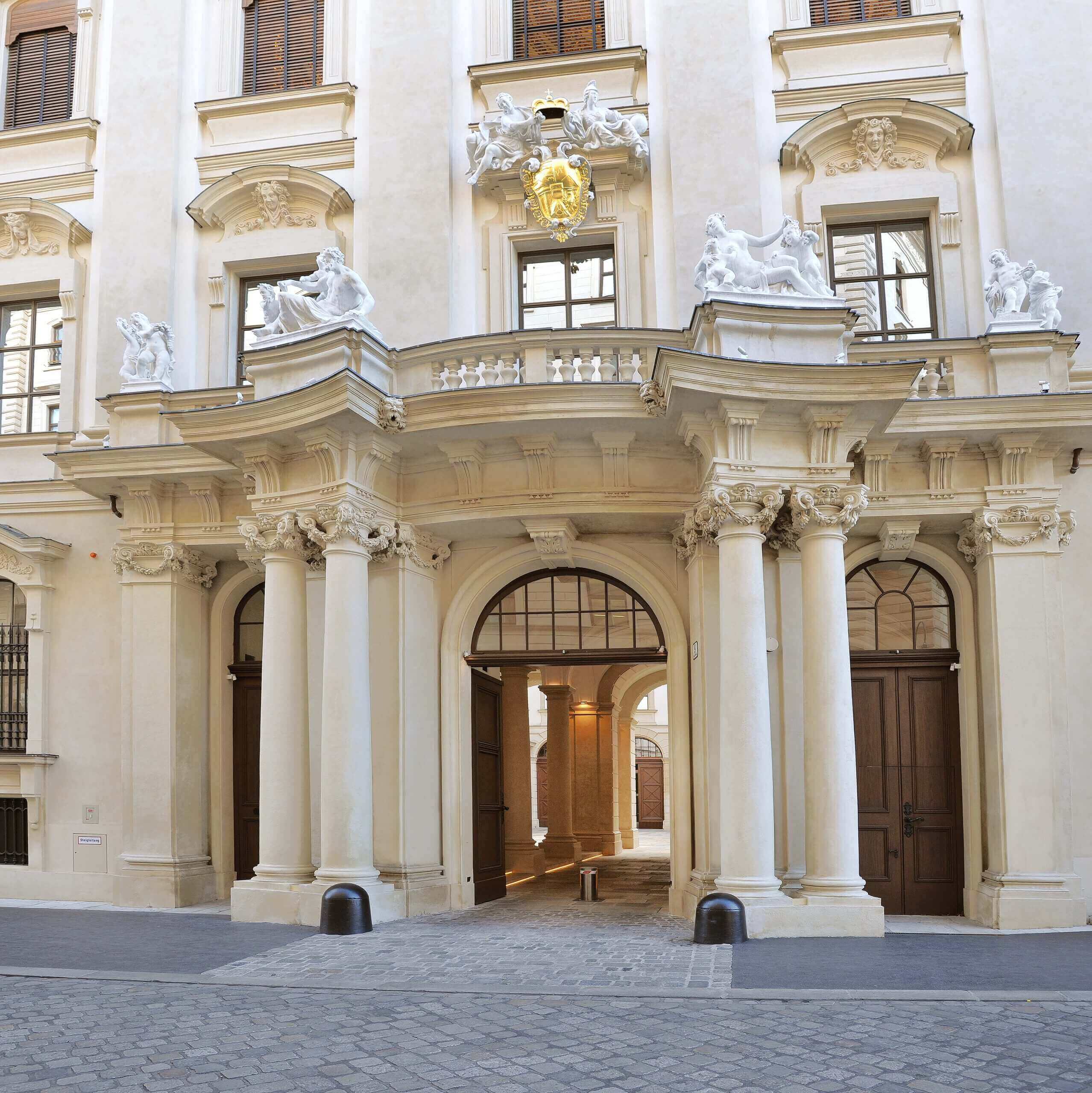 Palais Liechtenstein Vienna, frontage