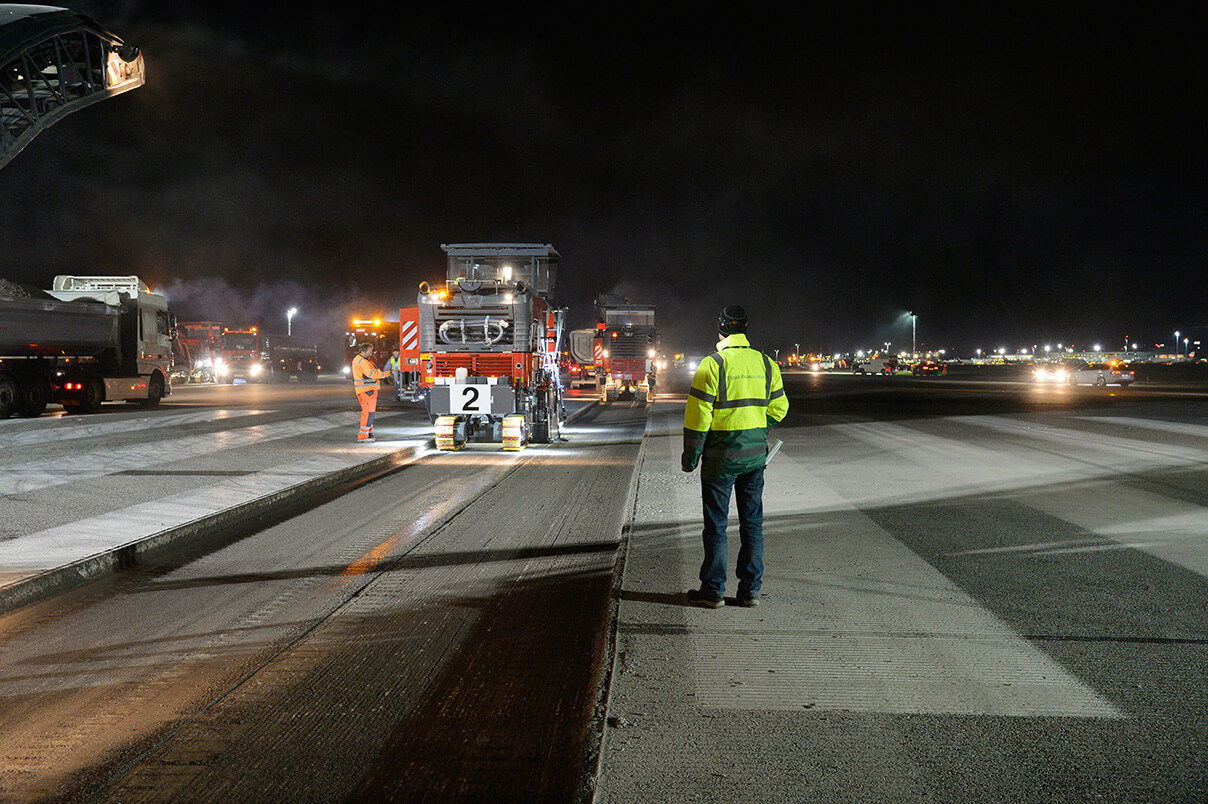 Airport runway renovation on runway 11/29