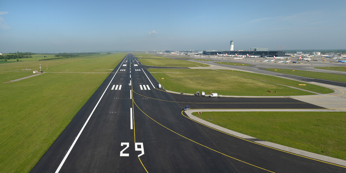 Flughafen Pistensanierung Piste 11/29