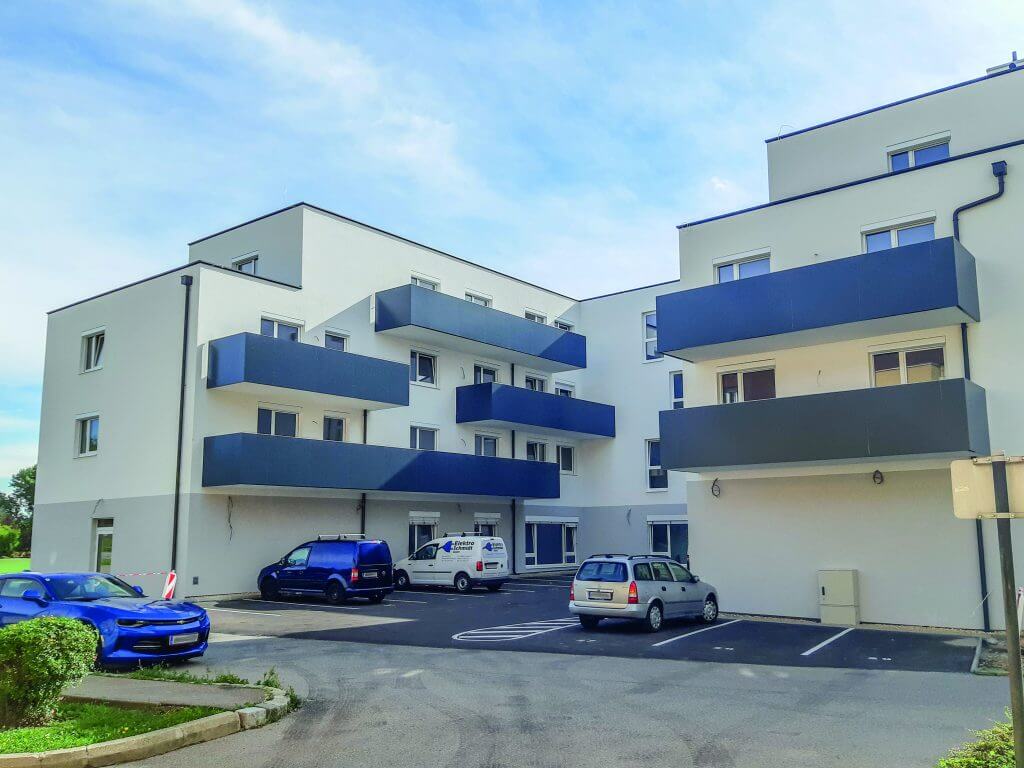 Kleinneusiedl, Lower Austria, residential complex